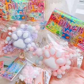 Mini Kawaii TPR Cat Paw Squishy – With Fur & Jelly Beads Inside 🐾✨