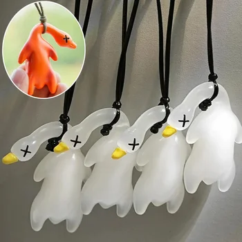 🦆☀️ Color-Changing Goose Keychain – Derpy Duck with a UV Glow-Up! 😵‍💫✨